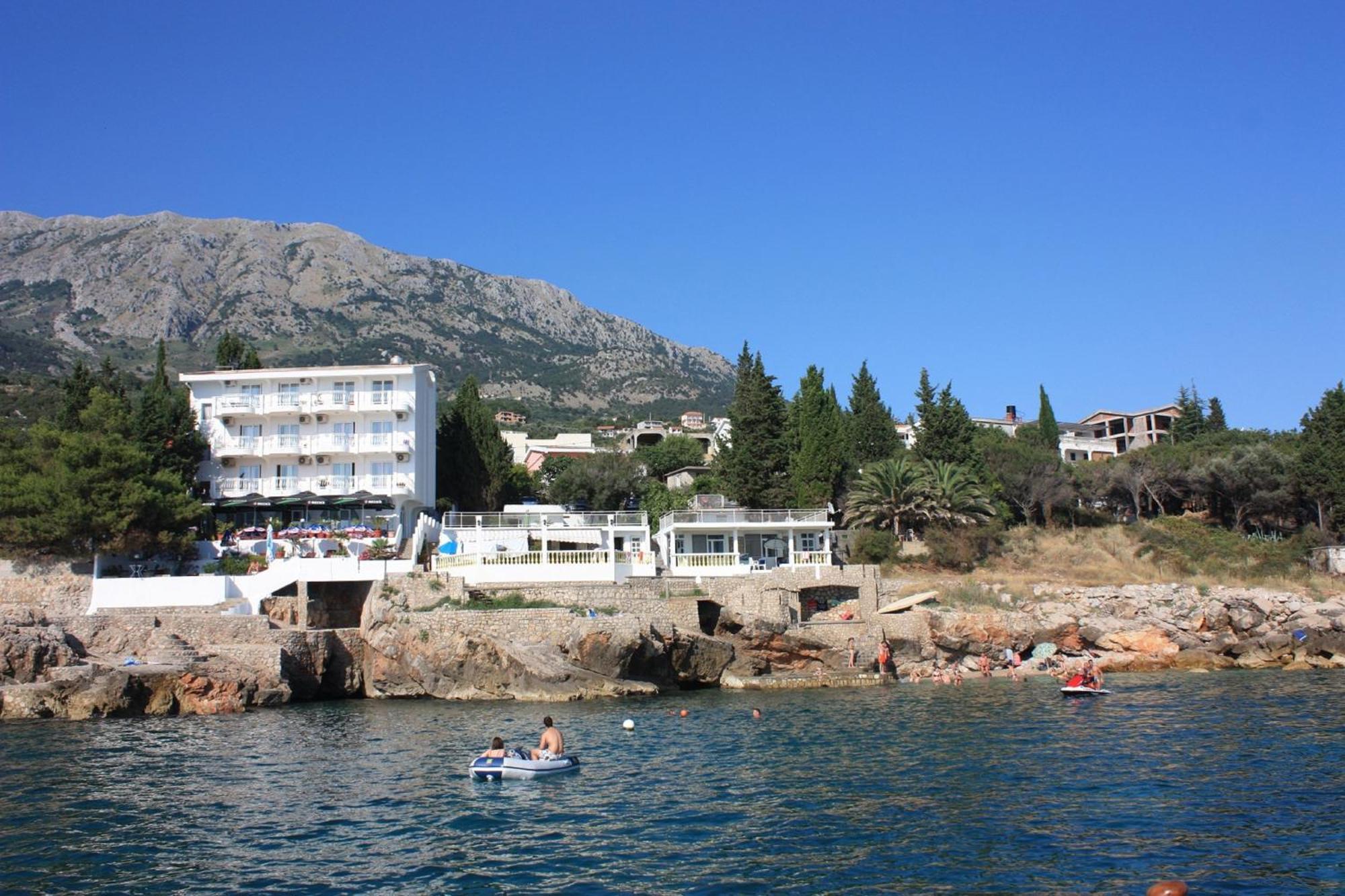 Apartments & Rooms Elite Добра вода Екстериор снимка